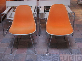 Vitra Charles Eames Fiberglasschair