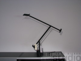Artemide Tizio