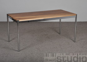 USM Haller Tisch Nußbaum